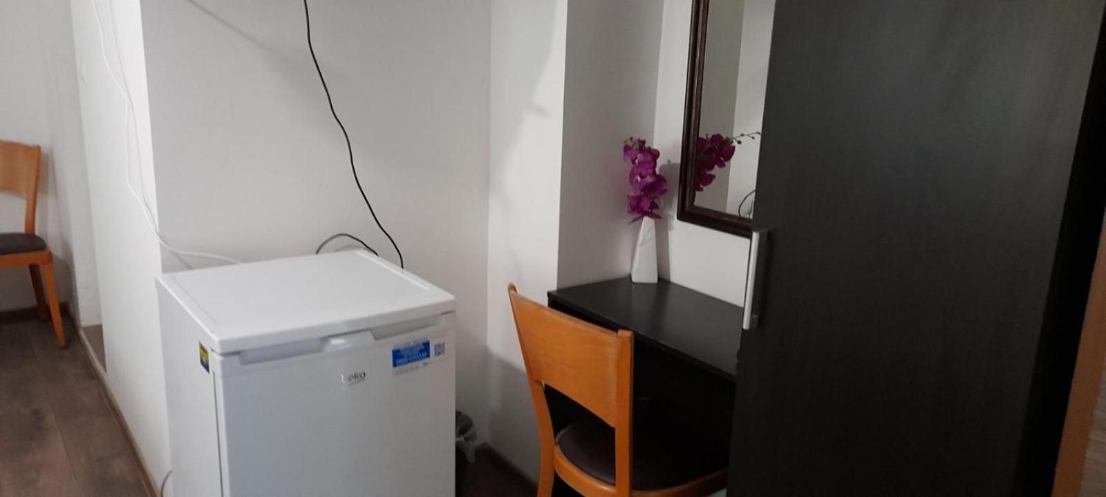 Edingen-Neckarhausen Pension Haus Baron 2 Friedrichsfeld מראה חיצוני תמונה