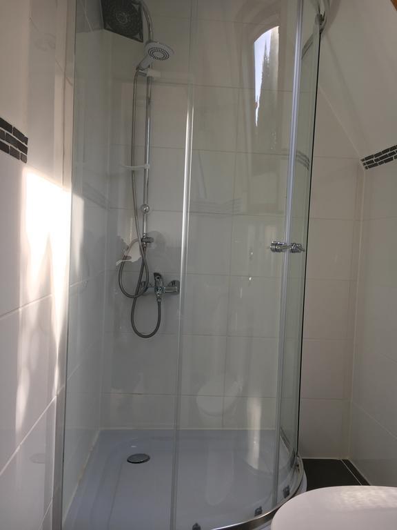 Edingen-Neckarhausen Pension Haus Baron 2 Friedrichsfeld מראה חיצוני תמונה