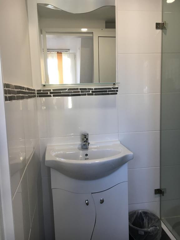 Edingen-Neckarhausen Pension Haus Baron 2 Friedrichsfeld מראה חיצוני תמונה