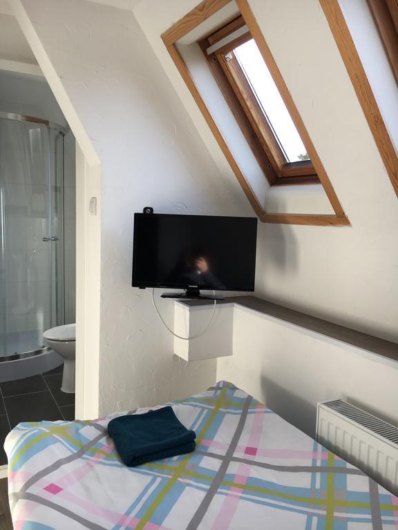 Edingen-Neckarhausen Pension Haus Baron 2 Friedrichsfeld מראה חיצוני תמונה