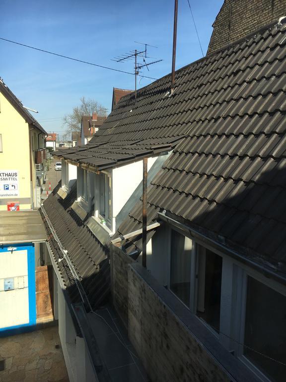 Edingen-Neckarhausen Pension Haus Baron 2 Friedrichsfeld מראה חיצוני תמונה