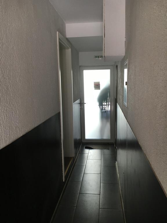 Edingen-Neckarhausen Pension Haus Baron 2 Friedrichsfeld מראה חיצוני תמונה