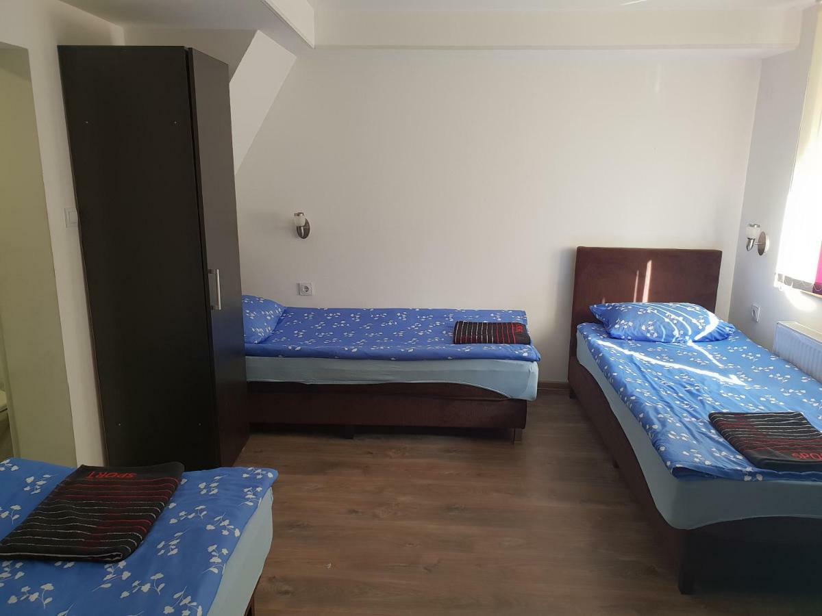 Edingen-Neckarhausen Pension Haus Baron 2 Friedrichsfeld מראה חיצוני תמונה